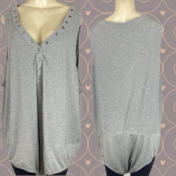 Torrid +4 Solid Ribbed Gray V-Neckline Snap Detail Rayon Spandex Tank Bodysuit - Picture 1 of 6